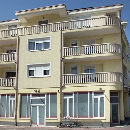 Apartments Vip Split Exterior photo